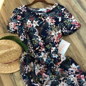 NEW SWEET RAIN sheer floral Top Size/XL